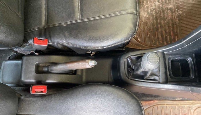 2013 Maruti Swift VXI, Petrol, Manual, 27,247 km, Gear Lever