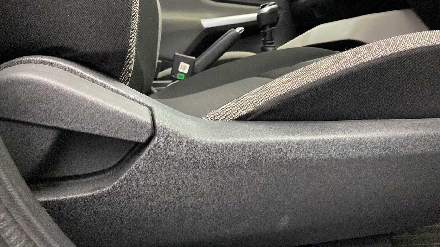 2022 Nissan MAGNITE XL, Petrol, Manual, 41,506 km, Driver Side Adjustment Panel