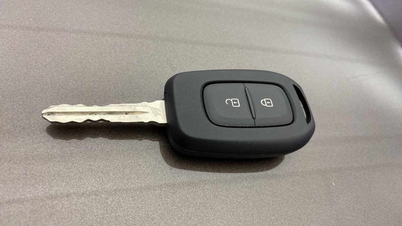 2022 Nissan MAGNITE XL, Petrol, Manual, 41,506 km, Key Close Up