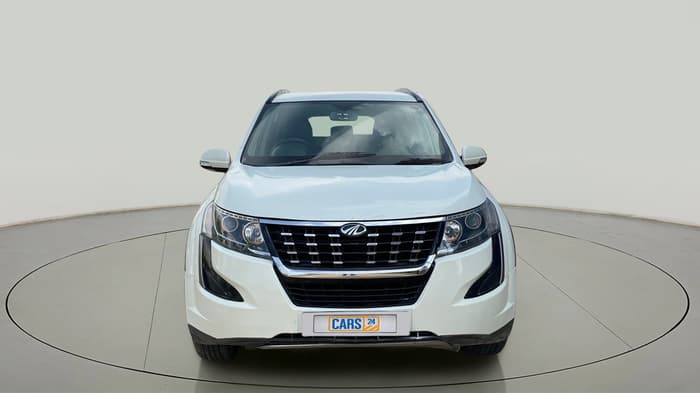 2018 Mahindra XUV500 W7, Diesel, Manual, 99,076 km, Front