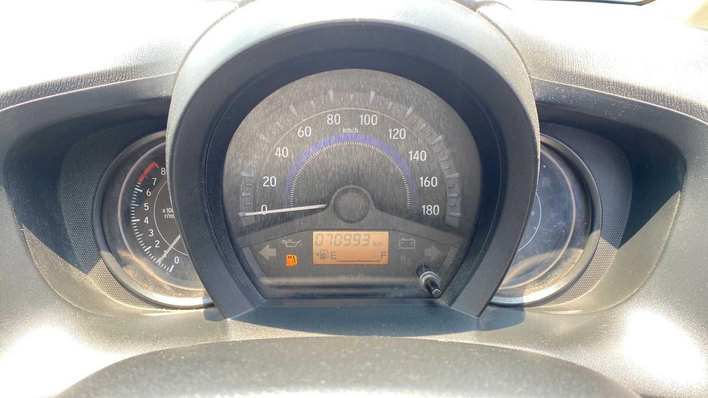 2016 Honda Amaze 1.2L I-VTEC S, Petrol, Manual, 70,986 km, Odometer Image