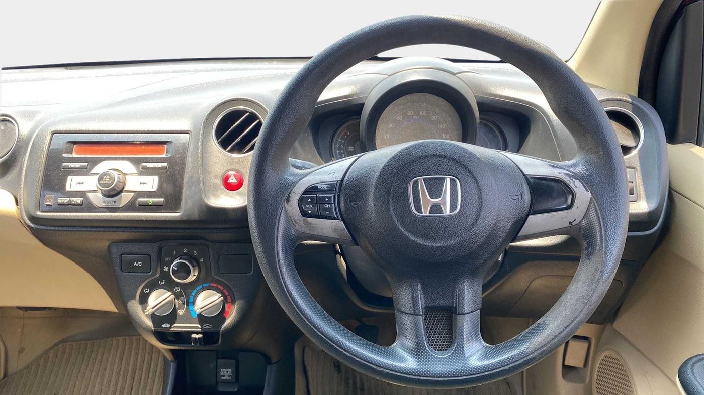 2016 Honda Amaze 1.2L I-VTEC S, Petrol, Manual, 70,986 km, Steering Wheel Close Up