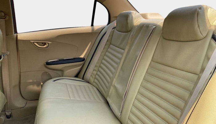 2016 Honda Amaze 1.2L I-VTEC S, Petrol, Manual, 70,986 km, Right Side Rear Door Cabin