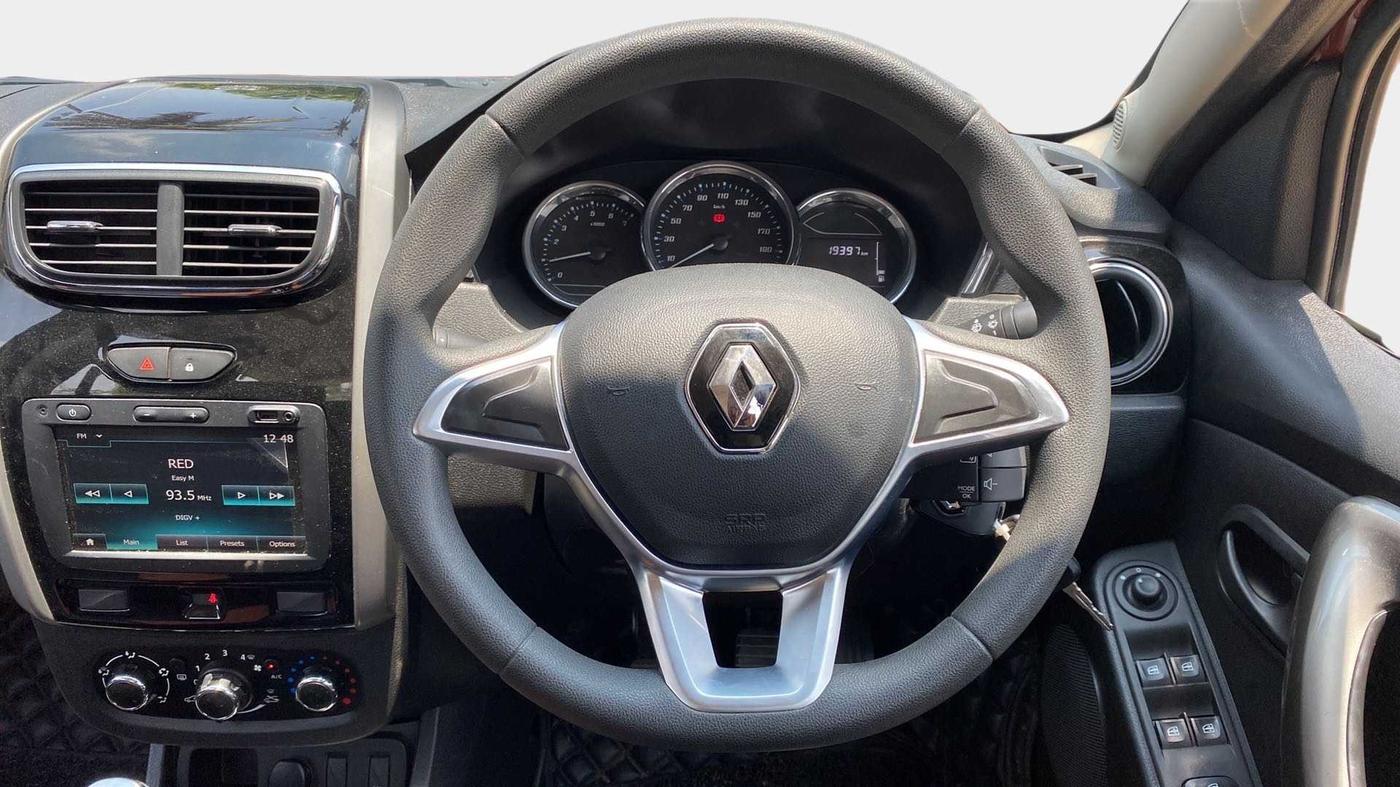 2019 Renault Duster RXS PETROL, Petrol, Manual, 19,397 km, Steering Wheel Close Up