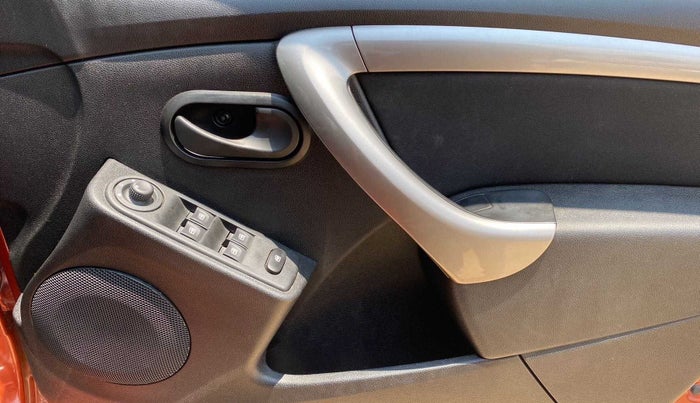 2019 Renault Duster RXS PETROL, Petrol, Manual, 19,397 km, Driver Side Door Panels Control