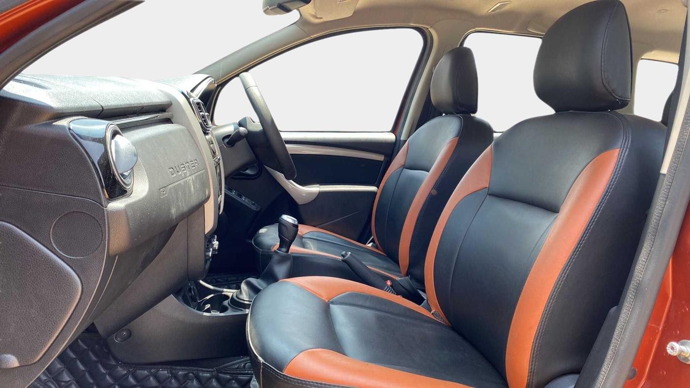 2019 Renault Duster RXS PETROL, Petrol, Manual, 19,397 km, Right Side Front Door Cabin