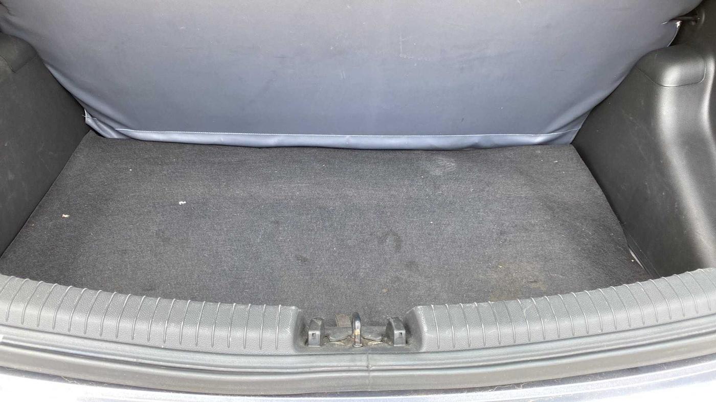 2014 Hyundai Grand i10 MAGNA 1.2 KAPPA VTVT, Petrol, Manual, 32,705 km, Boot Inside