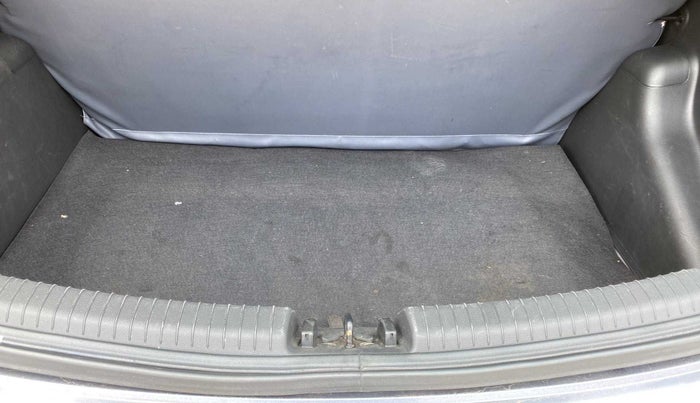 2014 Hyundai Grand i10 MAGNA 1.2 KAPPA VTVT, Petrol, Manual, 32,705 km, Boot Inside