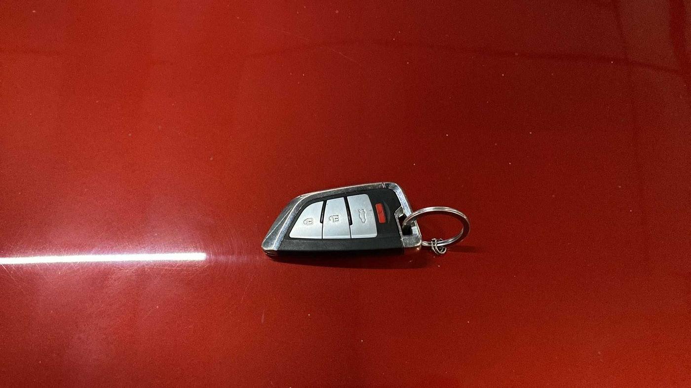 2017 Maruti Vitara Brezza ZDI PLUS, Diesel, Manual, 84,339 km, Key Close Up