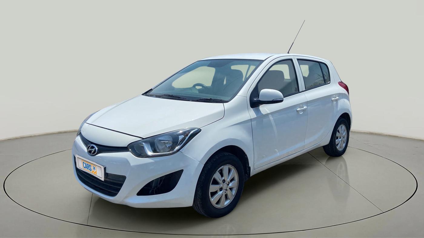 2014 Hyundai i20 SPORTZ 1.2, Petrol, Manual, 85,800 km, Left Front Diagonal
