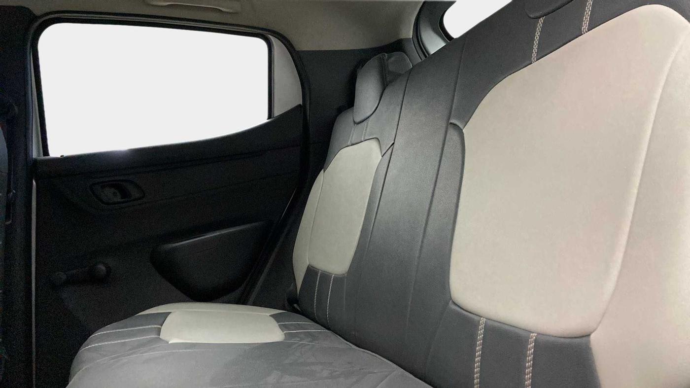 2016 Renault Kwid RXL, Petrol, Manual, 24,072 km, Right Side Rear Door Cabin