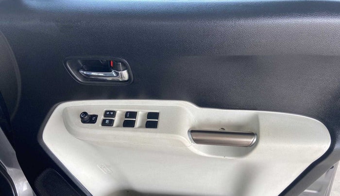2017 Maruti IGNIS ZETA 1.2, Petrol, Manual, 65,114 km, Driver Side Door Panels Control