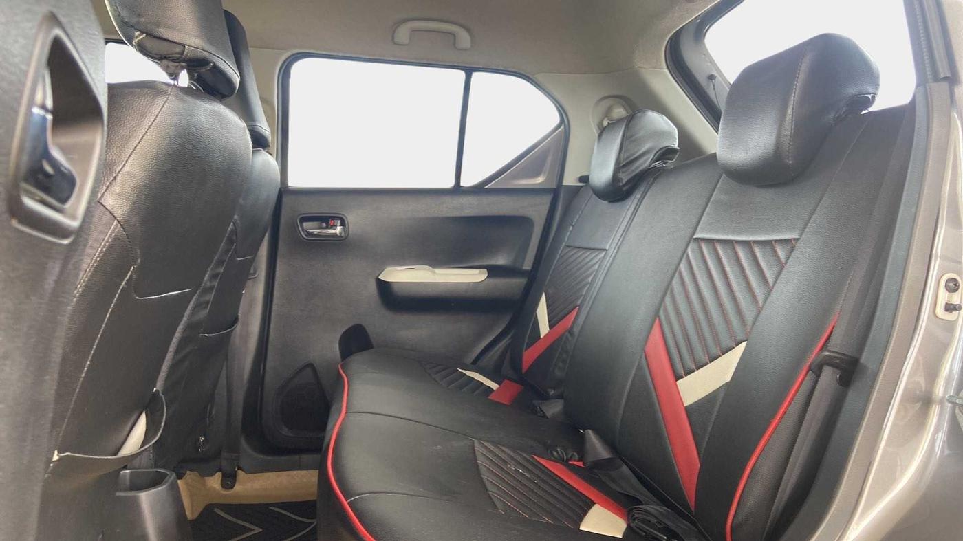 2017 Maruti IGNIS ZETA 1.2, Petrol, Manual, 65,114 km, Right Side Rear Door Cabin