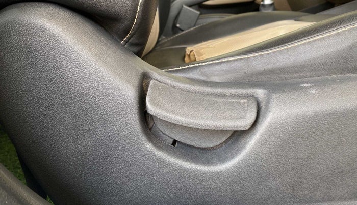 2020 Hyundai Verna S PLUS 1.5 CRDI, Diesel, Manual, 71,057 km, Driver Side Adjustment Panel