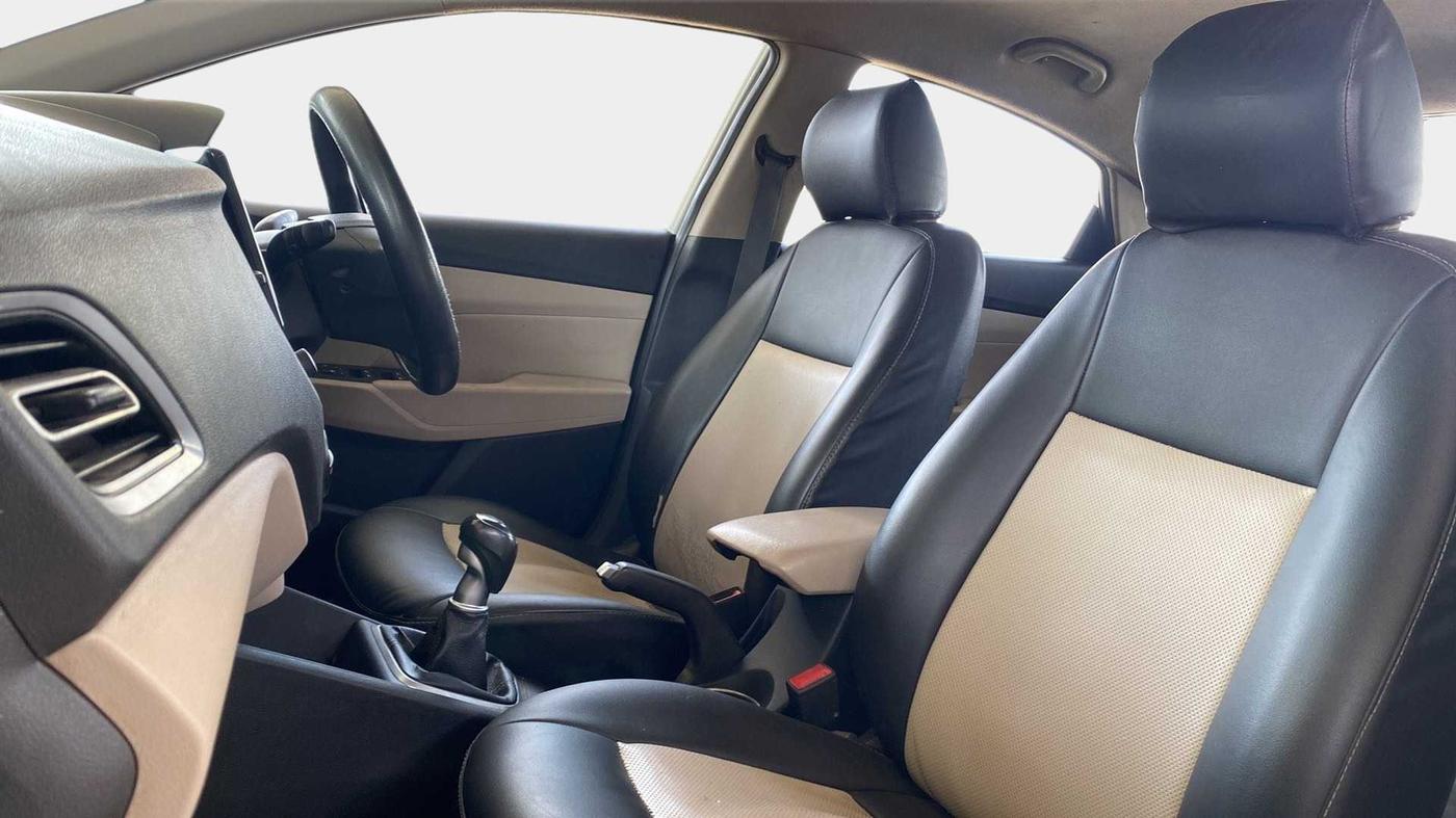 2020 Hyundai Verna S PLUS 1.5 CRDI, Diesel, Manual, 71,057 km, Right Side Front Door Cabin