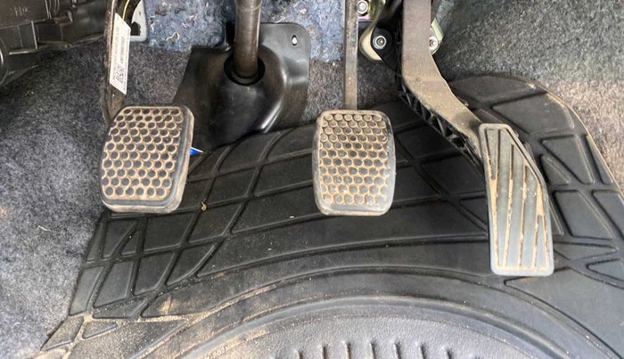 2023 Maruti Alto VXI, Petrol, Manual, 11,732 km, Pedals