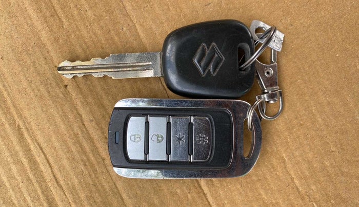 2013 Maruti Alto 800 LXI, Petrol, Manual, 36,298 km, Key Close Up