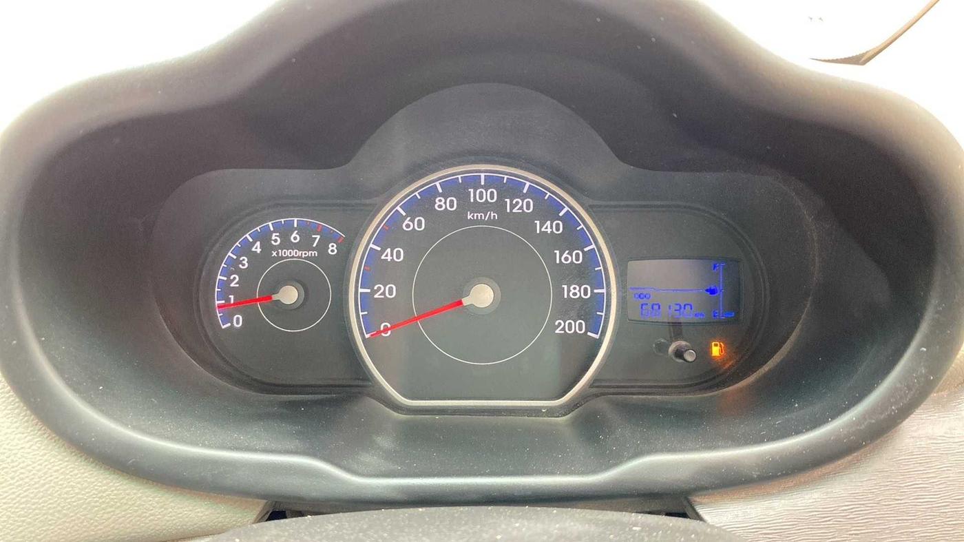 2011 Hyundai i10 MAGNA 1.2, Petrol, Manual, 68,127 km, Odometer Image