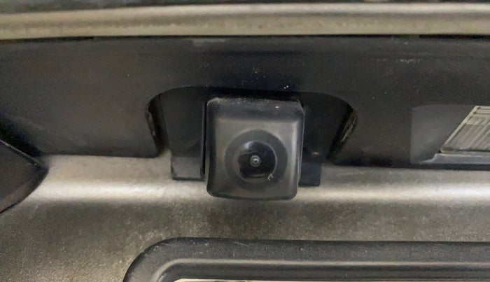 2018 Maruti Ciaz ALPHA 1.5 SHVS PETROL, Petrol, Manual, 60,500 km, Parking Camera