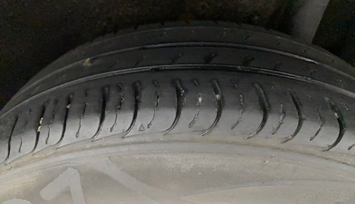 2020 Maruti Vitara Brezza VXI, Petrol, Manual, 54,582 km, Left Rear Tyre Tread
