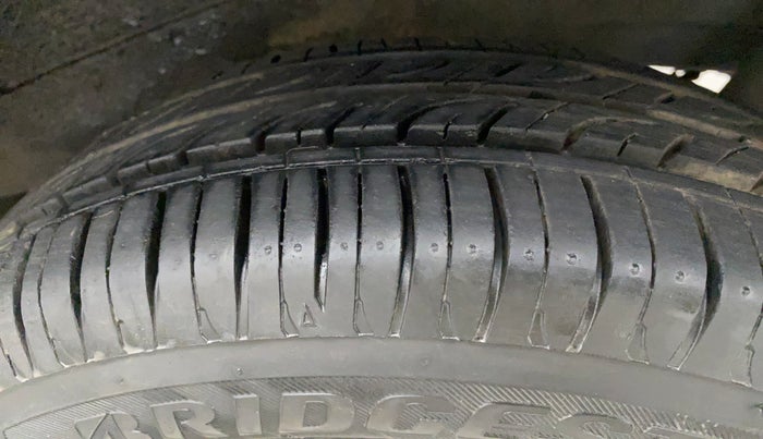 2013 Maruti Wagon R 1.0 VXI, Petrol, Manual, 30,112 km, Left Rear Tyre Tread