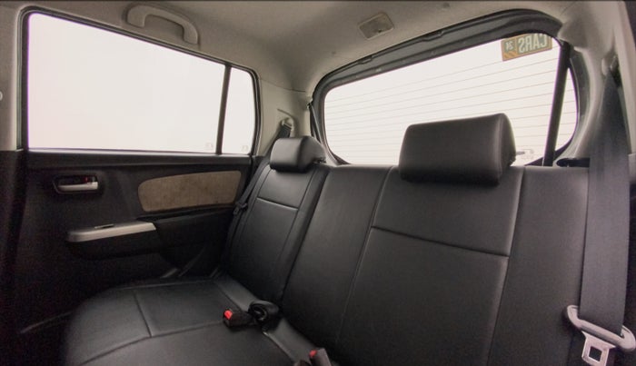 2013 Maruti Wagon R 1.0 VXI, Petrol, Manual, 30,112 km, Right Side Rear Door Cabin