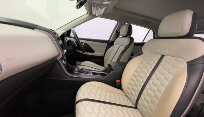 2022 Hyundai Creta SX IVT 1.5 PETROL, Petrol, Automatic, 28,016 km, Right Side Front Door Cabin