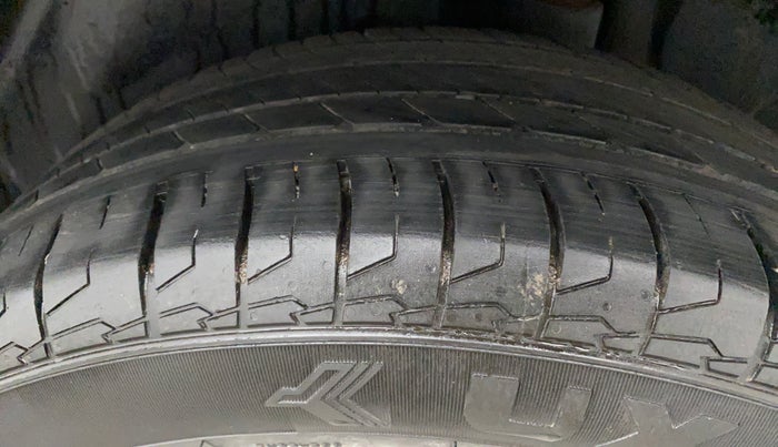 2022 Hyundai Creta SX IVT 1.5 PETROL, Petrol, Automatic, 28,016 km, Left Rear Tyre Tread