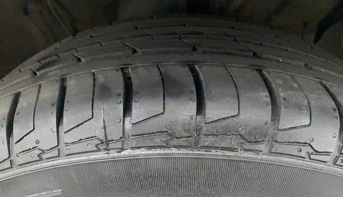 2022 Hyundai Creta SX IVT 1.5 PETROL, Petrol, Automatic, 28,016 km, Right Front Tyre Tread