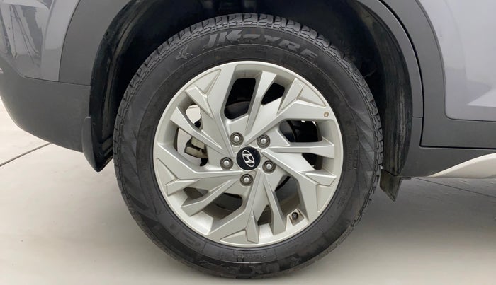 2022 Hyundai Creta SX IVT 1.5 PETROL, Petrol, Automatic, 28,016 km, Right Rear Wheel
