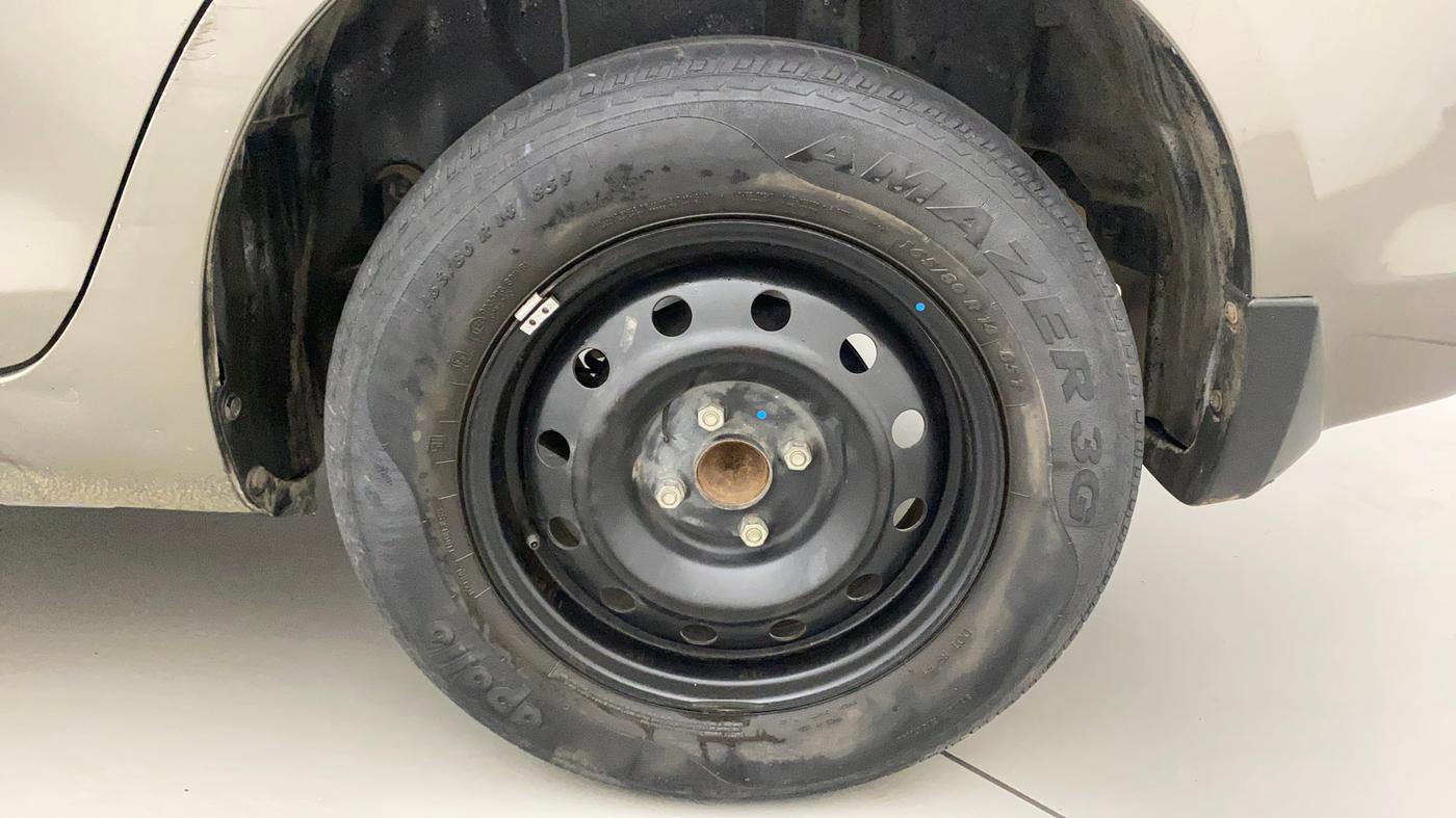 2016 Maruti Swift Dzire VXI (O), Petrol, Manual, 70,762 km, Left Rear Wheel