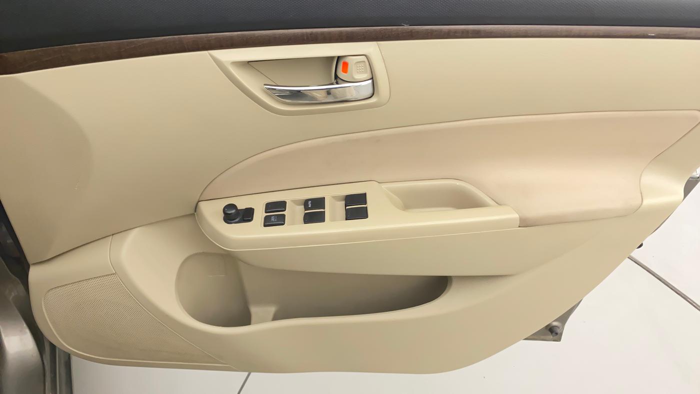 2016 Maruti Swift Dzire VXI (O), Petrol, Manual, 70,762 km, Driver Side Door Panels Control