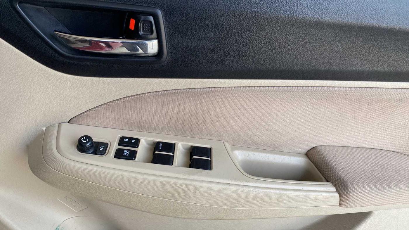 2020 Maruti Dzire VXI, Petrol, Manual, 56,019 km, Driver Side Door Panels Control
