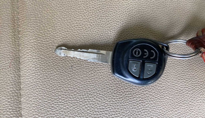 2020 Maruti Dzire VXI, Petrol, Manual, 56,019 km, Key Close Up