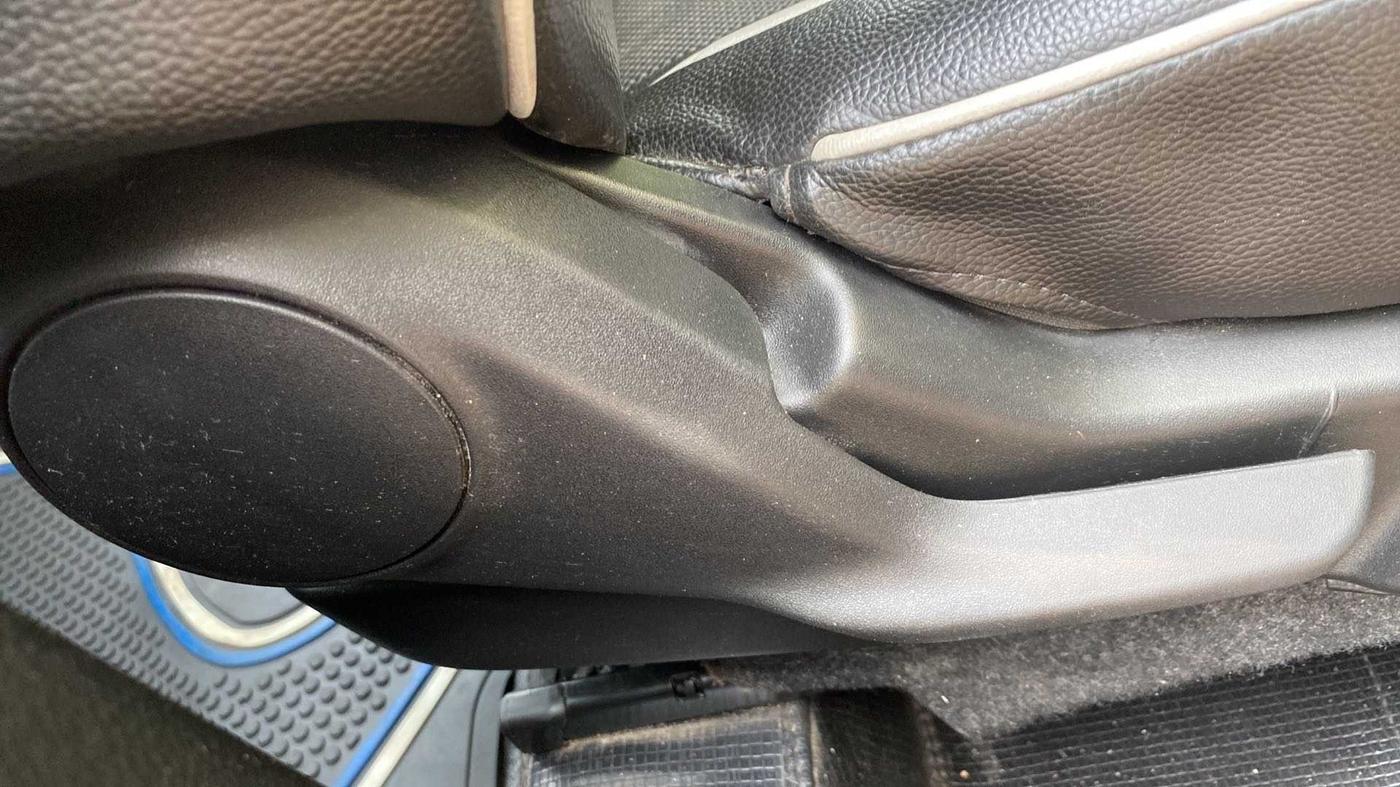 2021 Maruti Baleno DELTA PETROL 1.2, Petrol, Manual, 43,149 km, Driver Side Adjustment Panel