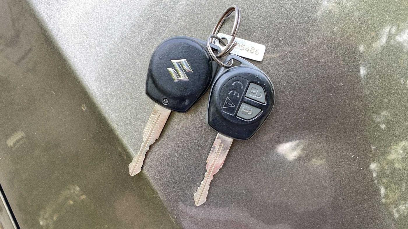 2021 Maruti Baleno DELTA PETROL 1.2, Petrol, Manual, 43,149 km, Key Close Up