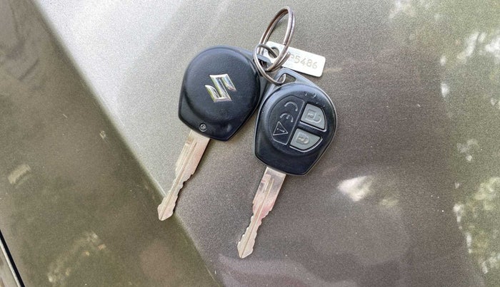 2021 Maruti Baleno DELTA PETROL 1.2, Petrol, Manual, 43,149 km, Key Close Up