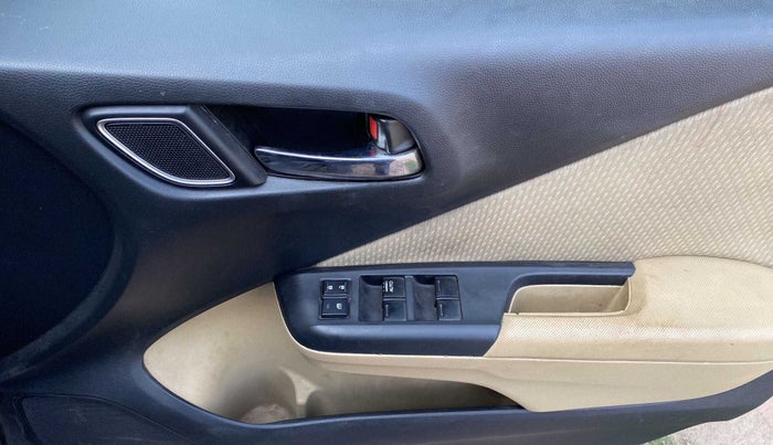 2017 Honda City 1.5L I-VTEC V MT, Petrol, Manual, 75,122 km, Driver Side Door Panels Control