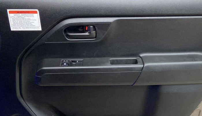 2023 Maruti New Wagon-R LXI CNG 1.0, CNG, Manual, 12,684 km, Driver Side Door Panels Control