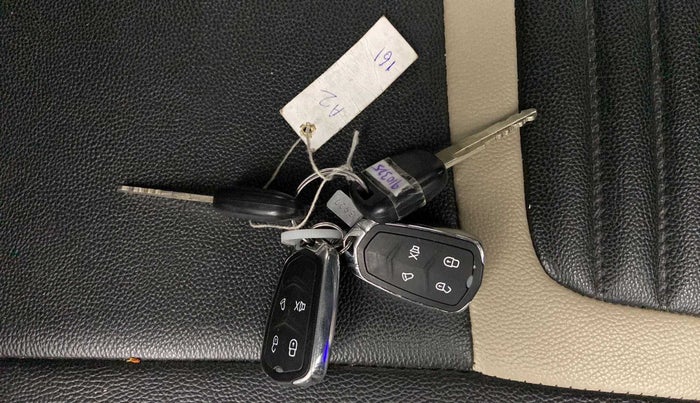 2023 Maruti New Wagon-R LXI CNG 1.0, CNG, Manual, 12,684 km, Key Close Up