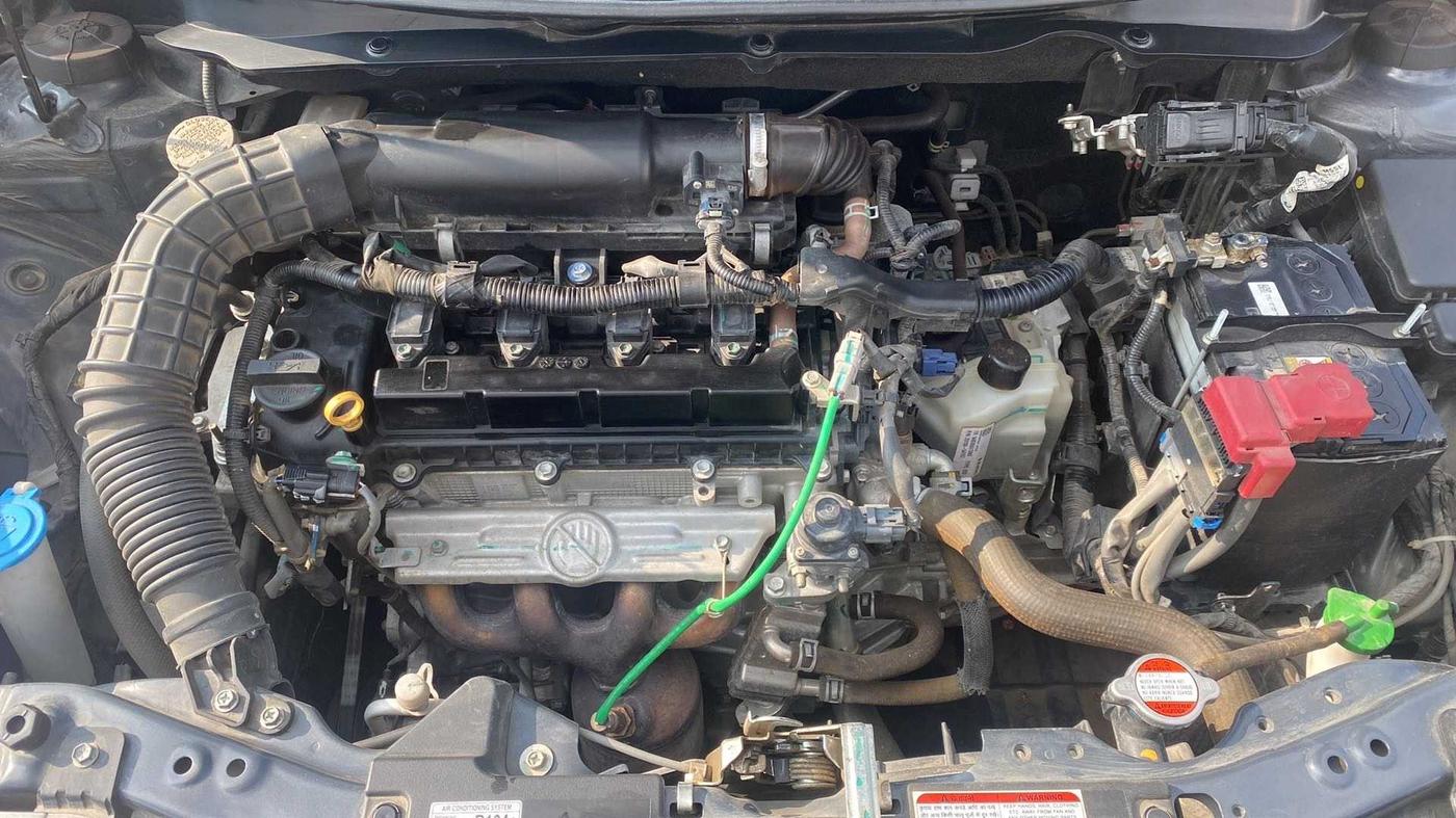2022 Maruti Dzire VXI AMT, Petrol, Automatic, 16,212 km, Open Bonet