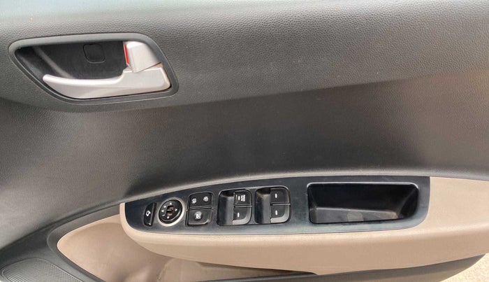 2019 Hyundai Grand i10 SPORTZ 1.2 KAPPA VTVT, Petrol, Manual, 68,753 km, Driver Side Door Panels Control