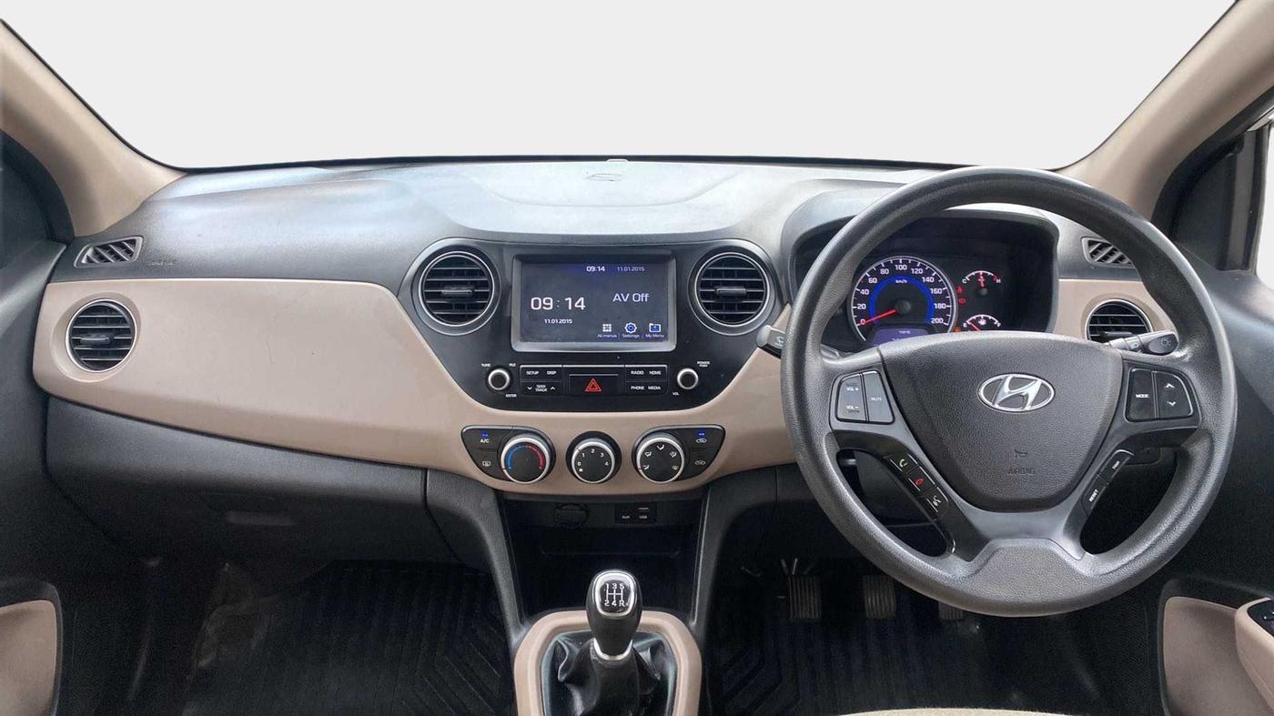 2019 Hyundai Grand i10 SPORTZ 1.2 KAPPA VTVT, Petrol, Manual, 68,753 km, Dashboard
