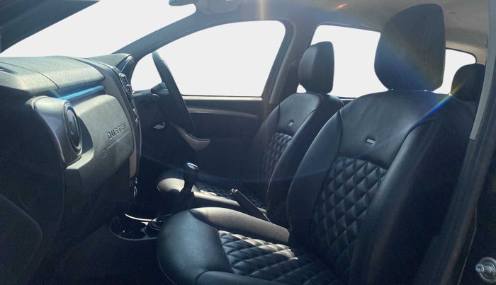2021 Renault Duster RXZ 1.5 PETROL MT, Petrol, Manual, 18,262 km, Right Side Front Door Cabin