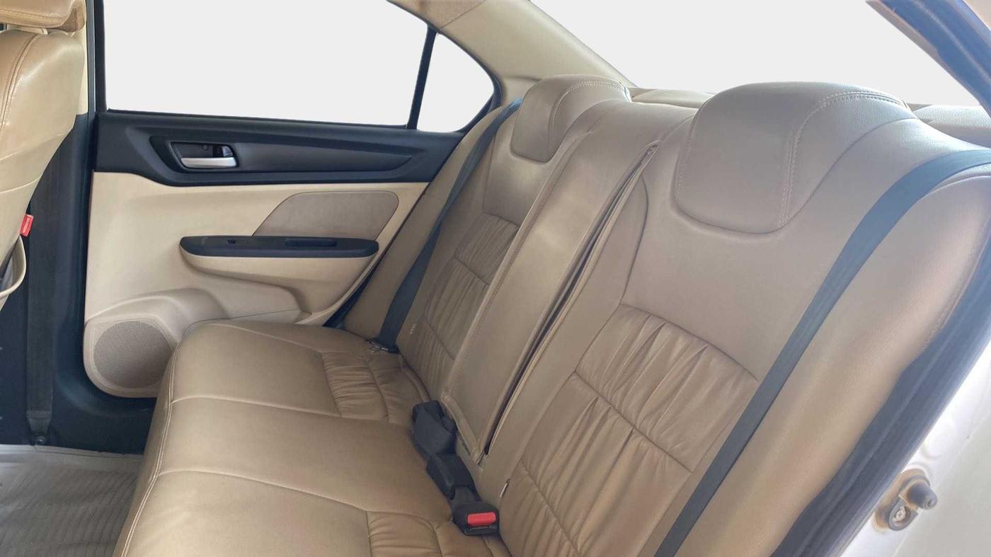 2019 Honda Amaze 1.2L I-VTEC S, Petrol, Manual, 61,172 km, Right Side Rear Door Cabin