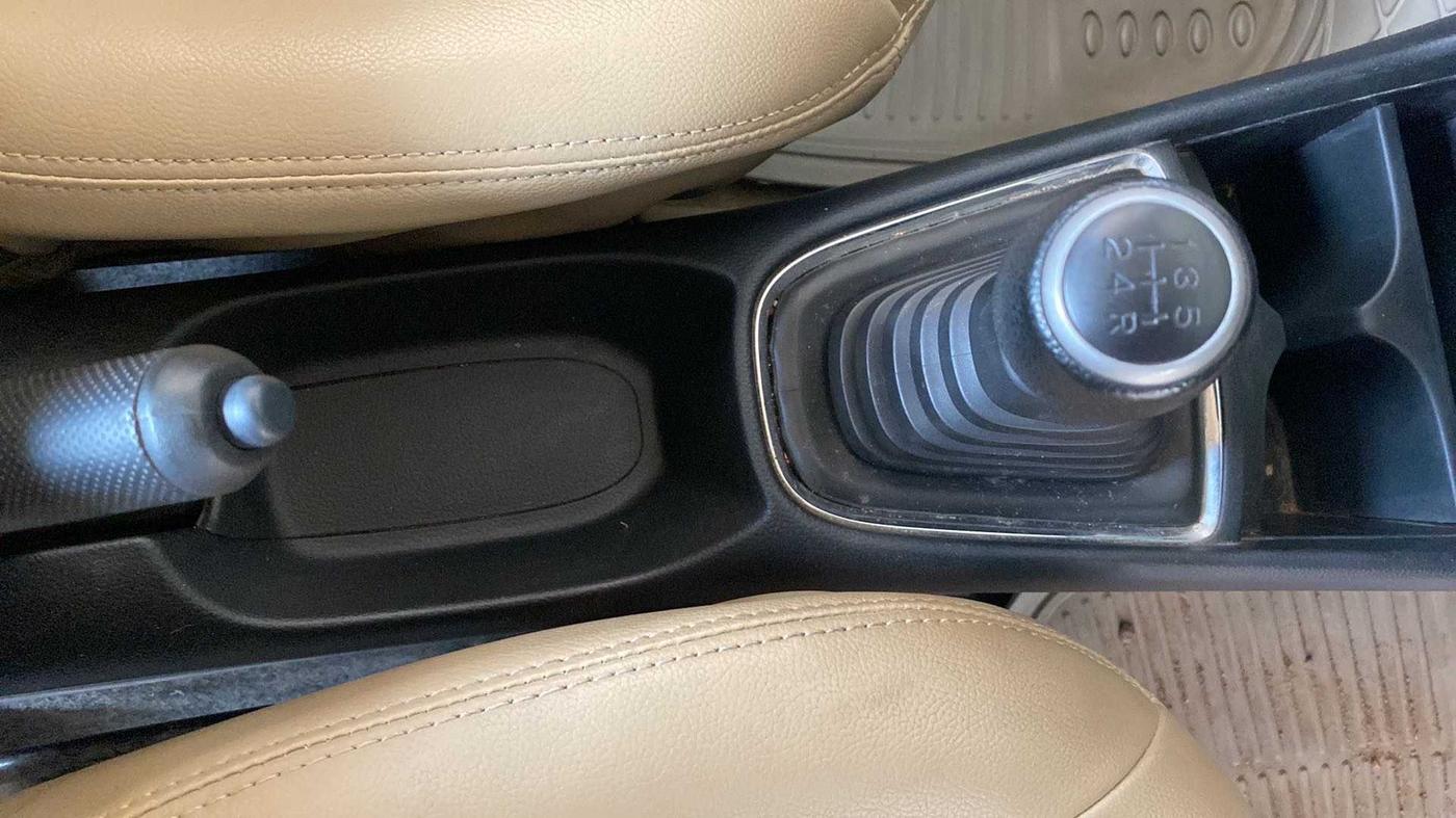 2019 Honda Amaze 1.2L I-VTEC S, Petrol, Manual, 61,172 km, Gear Lever