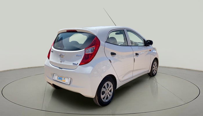 2015 Hyundai Eon MAGNA +, Petrol, Manual, 96,849 km, Right Back Diagonal