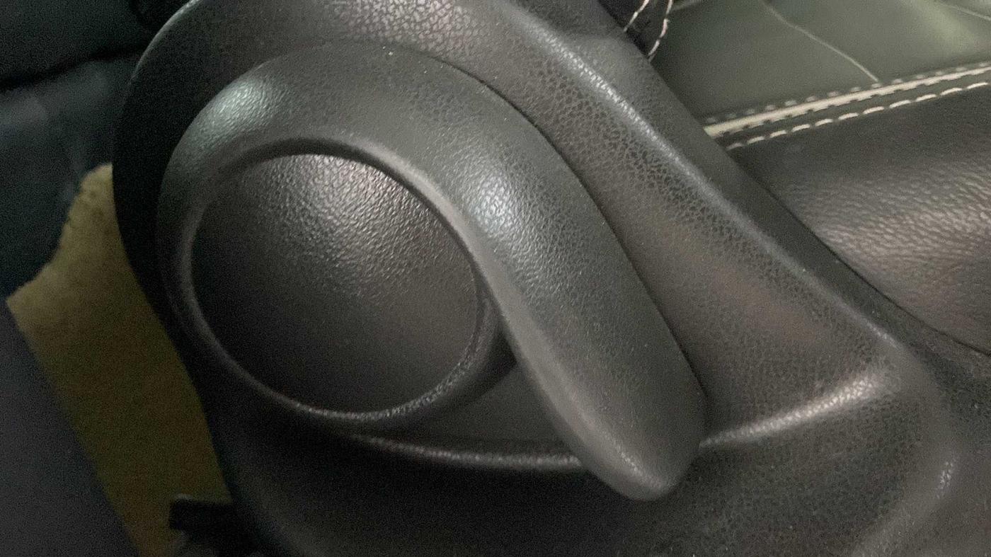 2018 Nissan Micra XL (O) CVT, Petrol, Automatic, 46,403 km, Driver Side Adjustment Panel