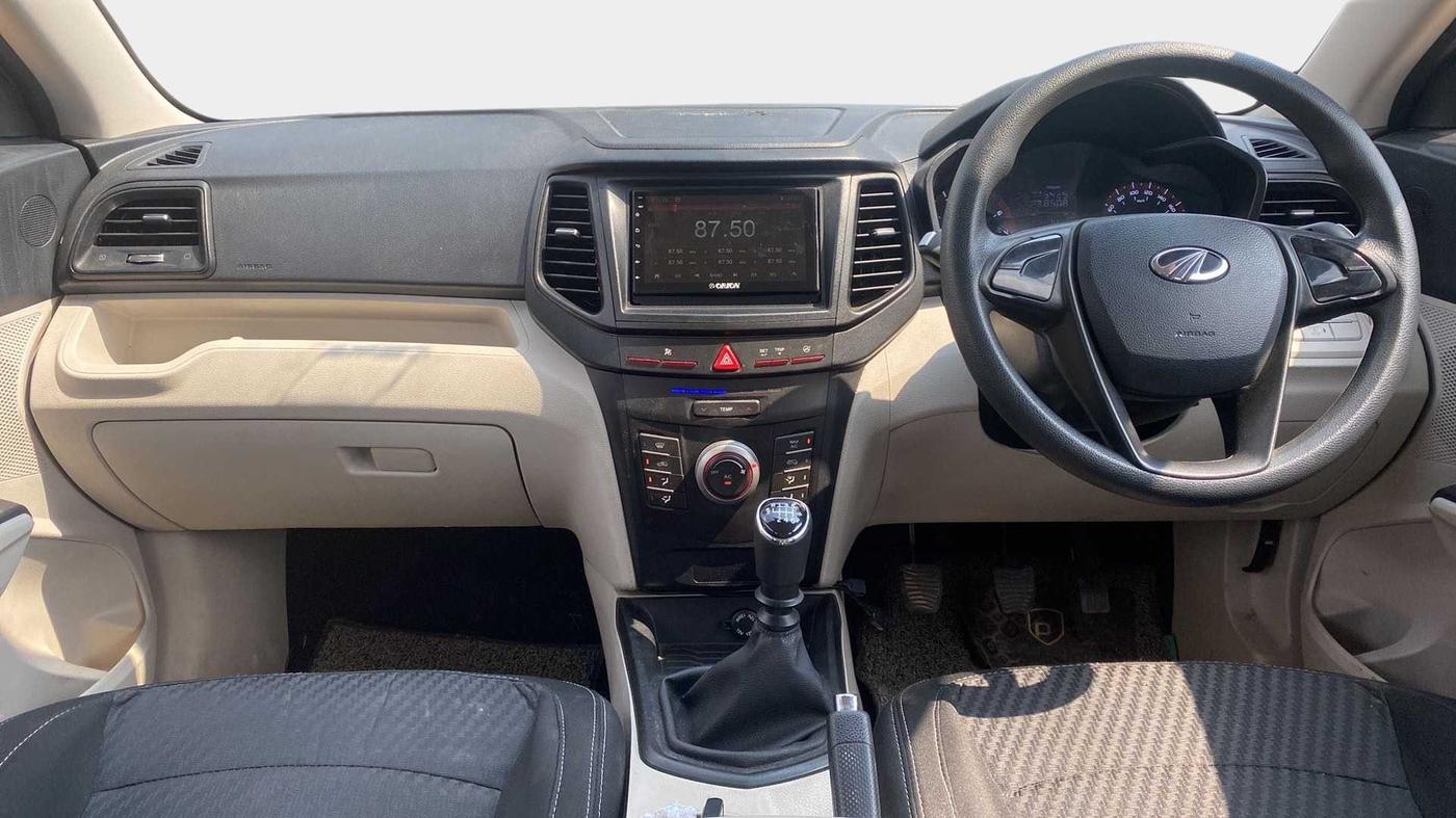 2020 Mahindra XUV300 W4 1.2 PETROL, Petrol, Manual, 20,294 km, Dashboard