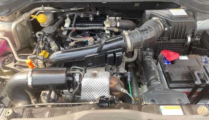 2020 Mahindra XUV300 W4 1.2 PETROL, Petrol, Manual, 20,294 km, Open Bonet